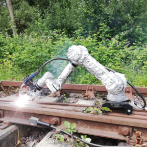 Flex e.bot rail welding on site demonstration